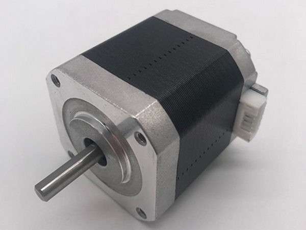 步進電機和伺服系統之間的性能差異設計